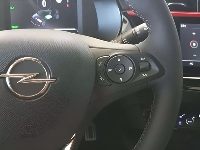 Opel Corsa-e 50kWh GS 100 kW (136 CV) 6 Opel Corsa-e 50kWh GS 100 kW (136 CV) 6