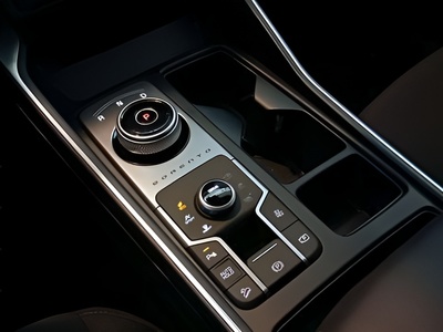 Kia Sorento 1.6 T-GDi PHEV Drive 4x4 195 kW (265 CV) 10 Kia Sorento 1.6 T-GDi PHEV Drive 4x4 195 kW (265 CV) 10