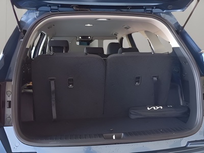 Kia Sorento 1.6 T-GDi PHEV Drive 4x4 195 kW (265 CV) 22 Kia Sorento 1.6 T-GDi PHEV Drive 4x4 195 kW (265 CV) 22