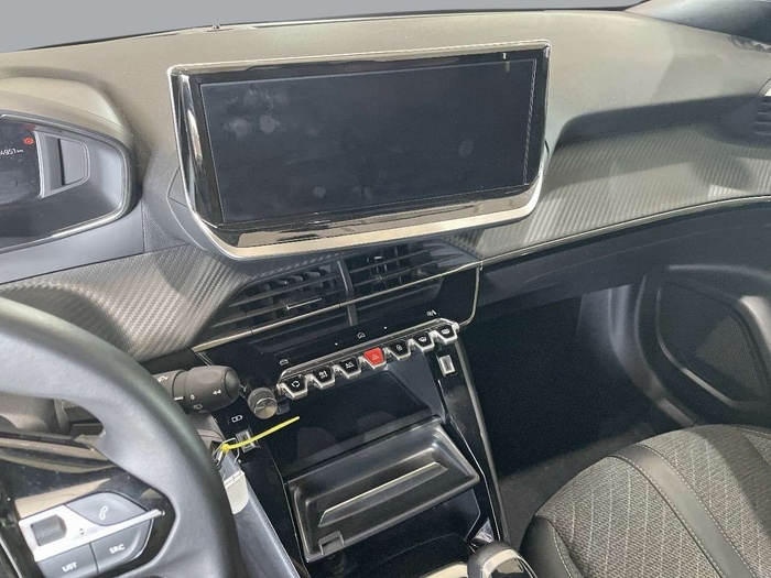 Peugeot 2008 PureTech 100 S&S Allure 75 kW (100 CV) Vehículo usado en Sevilla Peugeot 2008 PureTech 100 S&S Allure 75 kW (100 CV) Vehículo usado en Sevilla