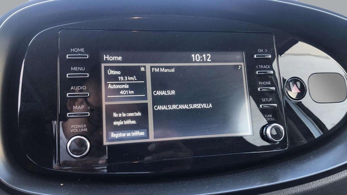 Toyota Aygo X Cross 1.0 VVT-I Play 53 kW (72 CV) Vehículo usado en Sevilla Toyota Aygo X Cross 1.0 VVT-I Play 53 kW (72 CV) Vehículo usado en Sevilla