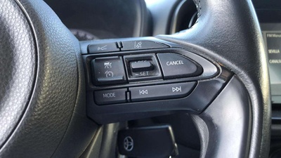 Toyota Aygo X Cross 1.0 VVT-I Play 53 kW (72 CV) 14 Toyota Aygo X Cross 1.0 VVT-I Play 53 kW (72 CV) 14