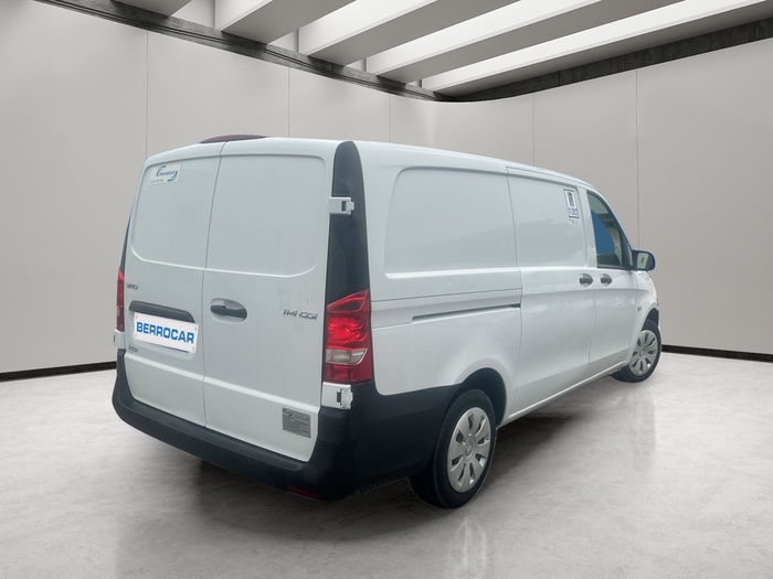 Mercedes-Benz Vito Furgon 114 CDI Larga 100 kW (136 CV) Vehículo usado en Sevilla Mercedes-Benz Vito Furgon 114 CDI Larga 100 kW (136 CV) Vehículo usado en Sevilla