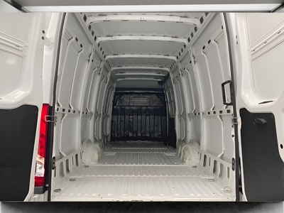 Iveco Daily Furgon 2.3 TD 35S 16 V 4100/H2 115 kW (156 CV) 20 Iveco Daily Furgon 2.3 TD 35S 16 V 4100/H2 115 kW (156 CV) 20