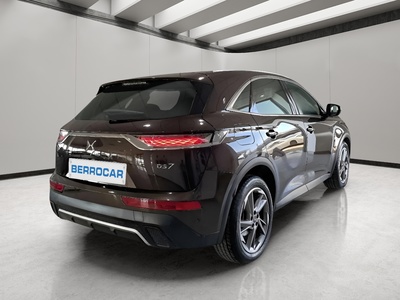 DS DS7 Crossback BlueHDi 130 So Chic Auto 96 kW (130 CV) 4 DS DS7 Crossback BlueHDi 130 So Chic Auto 96 kW (130 CV) 4