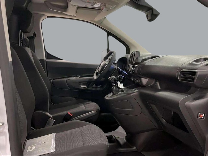 Opel Combo Cargo 1.5 Diesel S&S XL 1000kg 75 kW (102 CV) KM0 en Sevilla Opel Combo Cargo 1.5 Diesel S&S XL 1000kg 75 kW (102 CV) KM0 en Sevilla