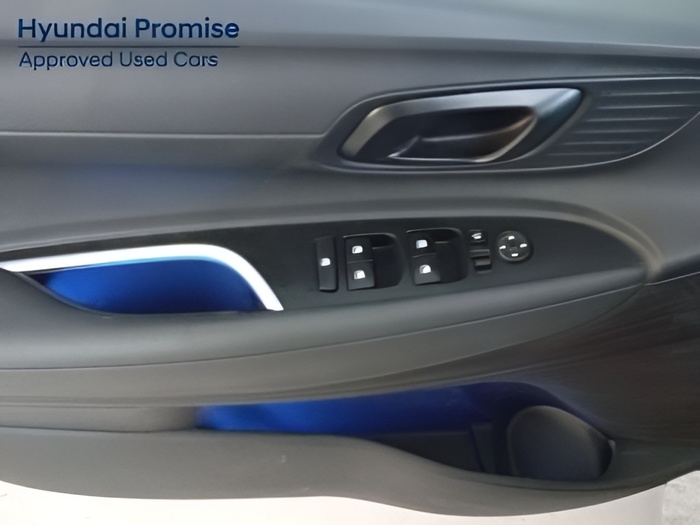 Hyundai Bayon 1.2 MPI Maxx 62 kW (84 CV) Vehículo usado en Sevilla Hyundai Bayon 1.2 MPI Maxx 62 kW (84 CV) Vehículo usado en Sevilla