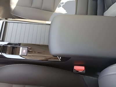 Citroen ë-C4 X 50KWh eléctrico Shine 100 kW (136 CV) 14 Citroen ë-C4 X 50KWh eléctrico Shine 100 kW (136 CV) 14