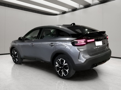 Citroen C4 Hybrid 136 e-DCS6 Business Edition 100 kW (136 CV) 4 Citroen C4 Hybrid 136 e-DCS6 Business Edition 100 kW (136 CV) 4