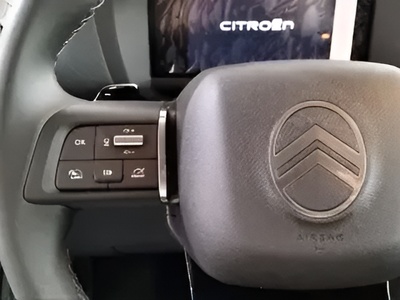 Citroen C4 Hybrid 136 e-DCS6 Business Edition 100 kW (136 CV) 12 Citroen C4 Hybrid 136 e-DCS6 Business Edition 100 kW (136 CV) 12