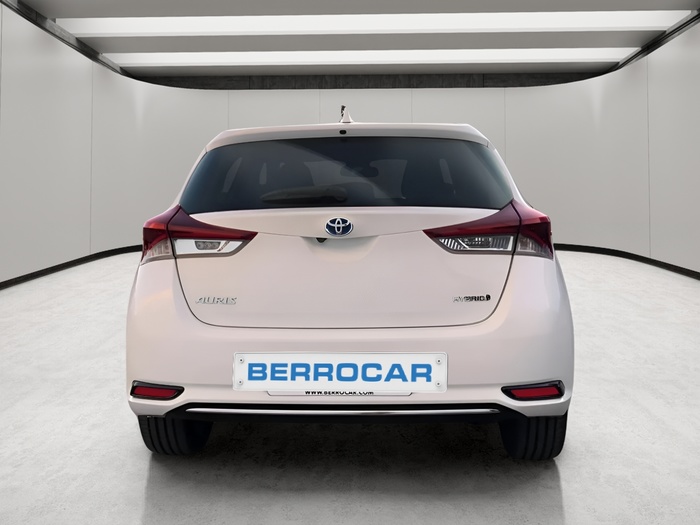 Toyota Auris 140H Hybrid Business 100 kW (136 CV) Vehículo usado en Sevilla Toyota Auris 140H Hybrid Business 100 kW (136 CV) Vehículo usado en Sevilla