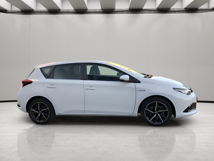 Toyota Auris 140H Hybrid Business 100 kW (136 CV) Vehículo usado en Sevilla Toyota Auris 140H Hybrid Business 100 kW (136 CV) Vehículo usado en Sevilla