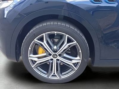 Maserati Levante 2.0 Executive L4 Hybrid-Gasolina AWD 243 kW (330 CV) 21 Maserati Levante 2.0 Executive L4 Hybrid-Gasolina AWD 243 kW (330 CV) 21