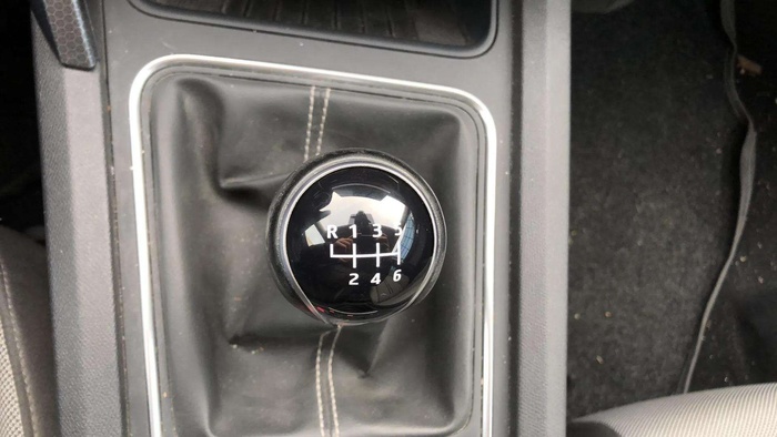 SEAT León 2.0 TDI S&S Style Go 85 kW (115 CV) Vehículo usado en Sevilla SEAT León 2.0 TDI S&S Style Go 85 kW (115 CV) Vehículo usado en Sevilla