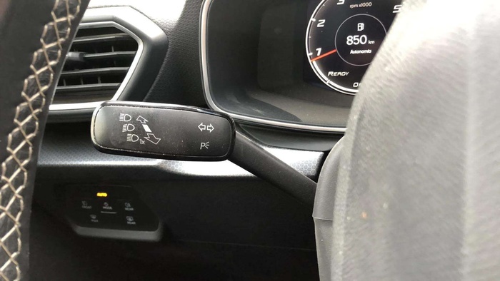 SEAT León 2.0 TDI S&S Style Go 85 kW (115 CV) Vehículo usado en Sevilla SEAT León 2.0 TDI S&S Style Go 85 kW (115 CV) Vehículo usado en Sevilla