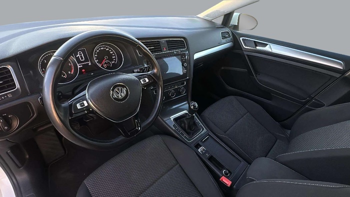 Volkswagen Golf Edition 1.6 TDI 85 kW (115 CV) Vehículo usado en Sevilla Volkswagen Golf Edition 1.6 TDI 85 kW (115 CV) Vehículo usado en Sevilla