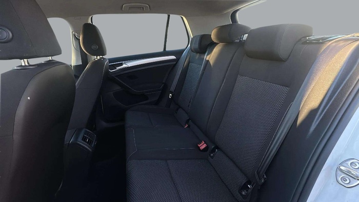 Volkswagen Golf Edition 1.6 TDI 85 kW (115 CV) Vehículo usado en Sevilla Volkswagen Golf Edition 1.6 TDI 85 kW (115 CV) Vehículo usado en Sevilla