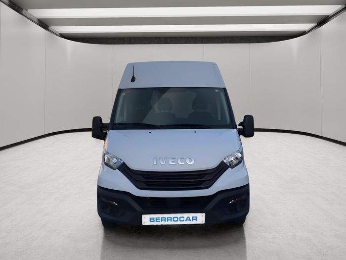 Iveco Daily Furgon 35S 16H V 3520/H3 115 kW (156 CV) Vehículo usado en Sevilla Iveco Daily Furgon 35S 16H V 3520/H3 115 kW (156 CV) Vehículo usado en Sevilla