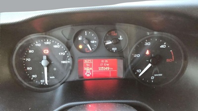 Iveco Daily Furgon 35S 16H V 3520/H3 115 kW (156 CV) 10 Iveco Daily Furgon 35S 16H V 3520/H3 115 kW (156 CV) 10