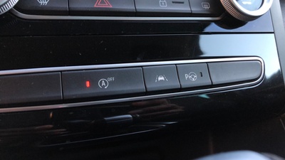 Renault Megane Zen Blue dCi 85 kW (115 CV) EDC 18 Renault Megane Zen Blue dCi 85 kW (115 CV) EDC 18