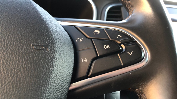 Renault Megane Zen Blue dCi 85 kW (115 CV) EDC Vehículo usado en Sevilla Renault Megane Zen Blue dCi 85 kW (115 CV) EDC Vehículo usado en Sevilla