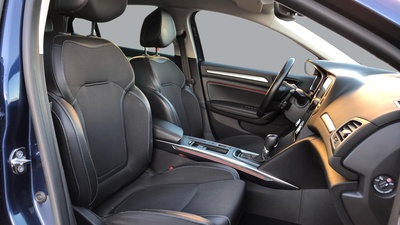 Renault Megane Zen Blue dCi 85 kW (115 CV) EDC 10 Renault Megane Zen Blue dCi 85 kW (115 CV) EDC 10