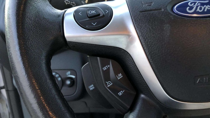 Ford C-Max 1.6 TDCI Trend 85 kW (115 CV) Vehículo usado en Sevilla Ford C-Max 1.6 TDCI Trend 85 kW (115 CV) Vehículo usado en Sevilla