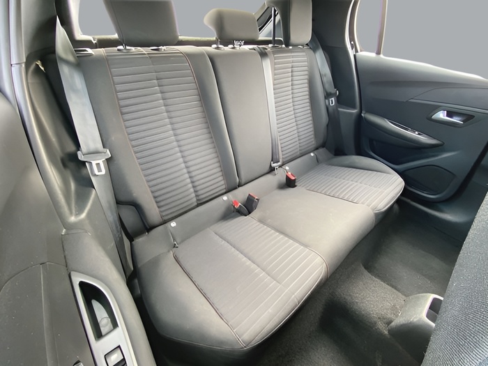 Peugeot 208 PureTech 100 Active Pack 75 kW (100 CV) Vehículo usado en Sevilla Peugeot 208 PureTech 100 Active Pack 75 kW (100 CV) Vehículo usado en Sevilla