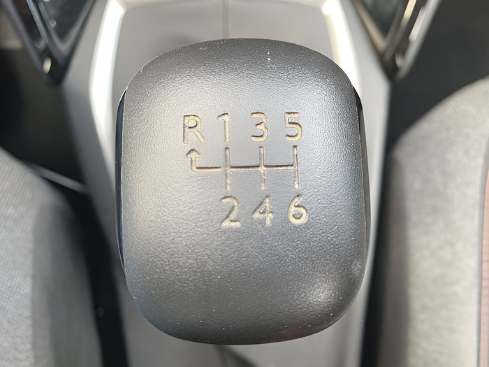 Peugeot 208 PureTech 100 Active Pack 75 kW (100 CV) Vehículo usado en Sevilla Peugeot 208 PureTech 100 Active Pack 75 kW (100 CV) Vehículo usado en Sevilla