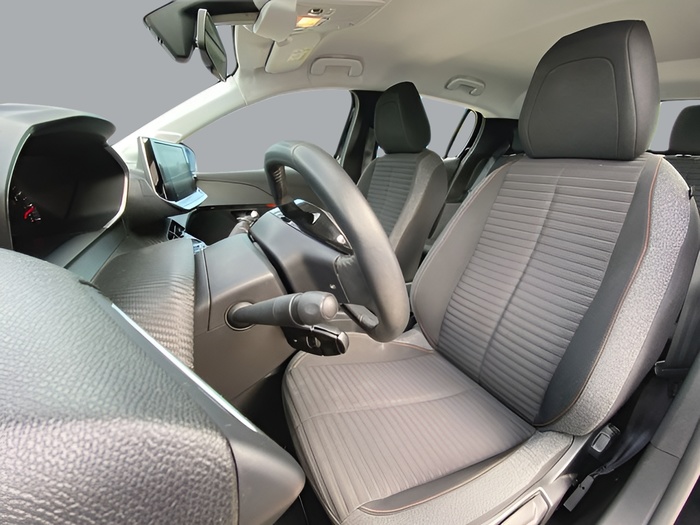 Peugeot 208 PureTech 100 Active Pack 75 kW (100 CV) Vehículo usado en Sevilla Peugeot 208 PureTech 100 Active Pack 75 kW (100 CV) Vehículo usado en Sevilla