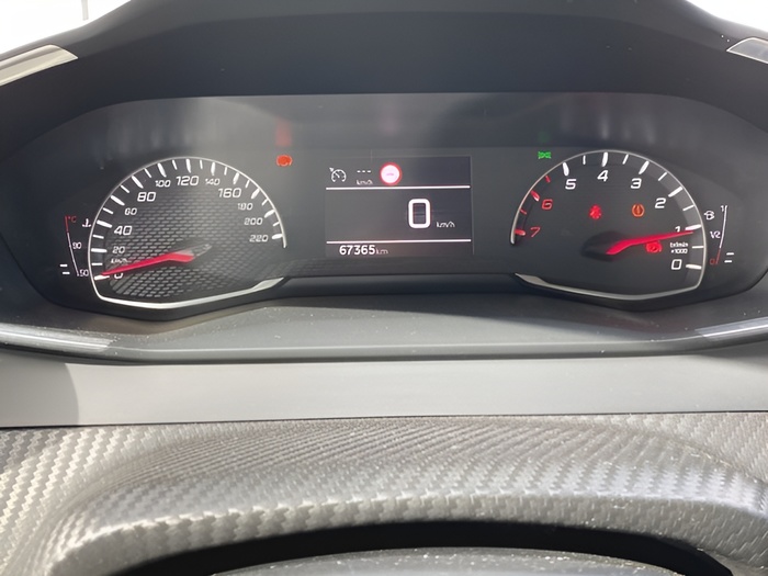 Peugeot 208 PureTech 100 Active Pack 75 kW (100 CV) Vehículo usado en Sevilla Peugeot 208 PureTech 100 Active Pack 75 kW (100 CV) Vehículo usado en Sevilla