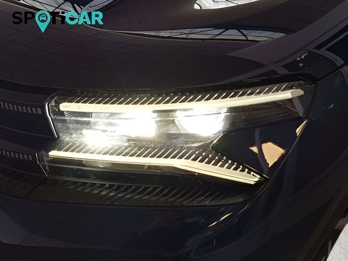 Citroen C5 Aircross Hybrid 225 Shine Pack e-EAT8 165 kW (225 CV) Vehículo usado en Sevilla Citroen C5 Aircross Hybrid 225 Shine Pack e-EAT8 165 kW (225 CV) Vehículo usado en Sevilla