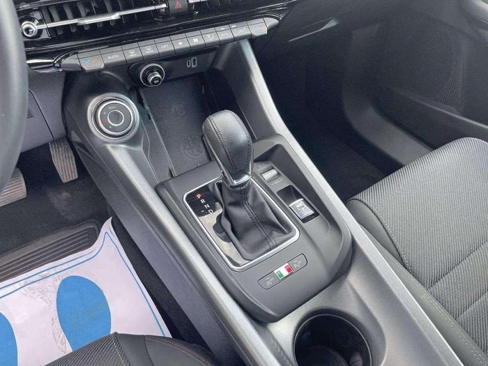 Alfa Romeo Tonale 1.6 DS Sprint FWD Auto 96 kW (130 CV) Vehículo usado en Sevilla Alfa Romeo Tonale 1.6 DS Sprint FWD Auto 96 kW (130 CV) Vehículo usado en Sevilla