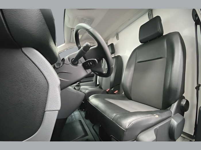 Citroen Jumpy Carozado Caja Cerrada Isotermo Talla M Control BlueHDi 90 kW (122 CV) Vehículo usado en Sevilla Citroen Jumpy Carozado Caja Cerrada Isotermo Talla M Control BlueHDi 90 kW (122 CV) Vehículo usado en Sevilla