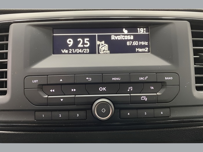 Citroen Jumpy Carozado Caja Cerrada Isotermo Talla M Control BlueHDi 90 kW (122 CV) Vehículo usado en Sevilla Citroen Jumpy Carozado Caja Cerrada Isotermo Talla M Control BlueHDi 90 kW (122 CV) Vehículo usado en Sevilla