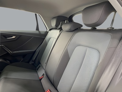 Audi Q2 design edition 1.4 TFSI CoD 110 kW (150 CV) 12 Audi Q2 design edition 1.4 TFSI CoD 110 kW (150 CV) 12