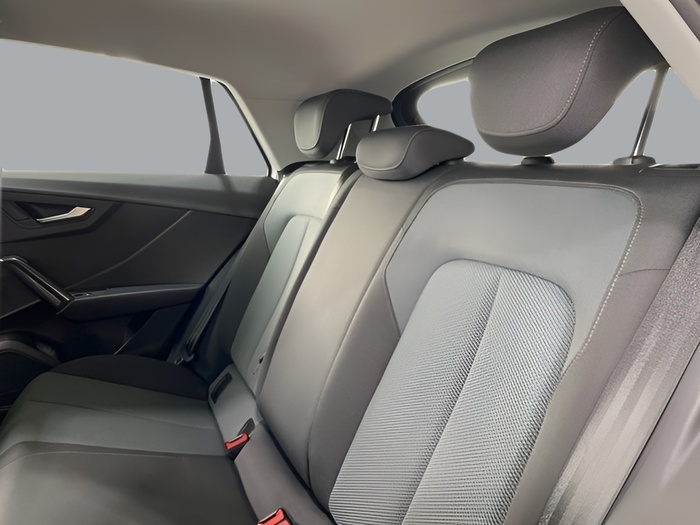 Audi Q2 design edition 1.4 TFSI CoD 110 kW (150 CV) Vehículo usado en Sevilla Audi Q2 design edition 1.4 TFSI CoD 110 kW (150 CV) Vehículo usado en Sevilla