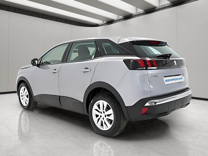 Peugeot 3008 PureTech 130 S&S Active 96 kW (130 CV) Vehículo usado en Sevilla Peugeot 3008 PureTech 130 S&S Active 96 kW (130 CV) Vehículo usado en Sevilla