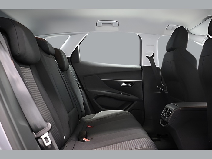 Peugeot 3008 PureTech 130 S&S Active 96 kW (130 CV) Vehículo usado en Sevilla Peugeot 3008 PureTech 130 S&S Active 96 kW (130 CV) Vehículo usado en Sevilla