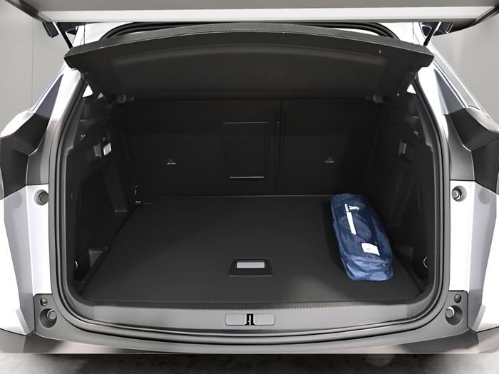 Peugeot 3008 PureTech 130 S&S Active 96 kW (130 CV) Vehículo usado en Sevilla Peugeot 3008 PureTech 130 S&S Active 96 kW (130 CV) Vehículo usado en Sevilla