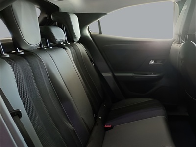 Opel Mokka-e BEV 50kWh GS-e 100 kW (136 CV) 21 Opel Mokka-e BEV 50kWh GS-e 100 kW (136 CV) 21