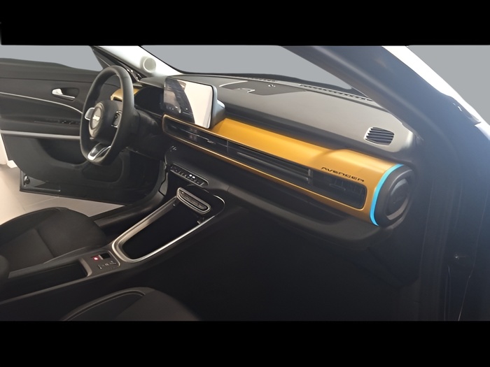 Jeep Avenger BEV Avenger 115 kW (156 CV) Vehículo usado en Sevilla Jeep Avenger BEV Avenger 115 kW (156 CV) Vehículo usado en Sevilla