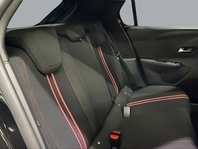 Opel Corsa-e GS-Line-e 50kWh 100 kW (136 CV) 11 Opel Corsa-e GS-Line-e 50kWh 100 kW (136 CV) 11