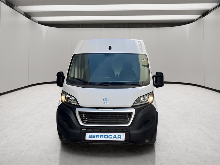 Peugeot e-Boxer Furgón Electrico 435 L2H2 Pack 37kWh 90 kW (122 CV) Vehículo usado en Sevilla Peugeot e-Boxer Furgón Electrico 435 L2H2 Pack 37kWh 90 kW (122 CV) Vehículo usado en Sevilla