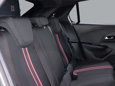 Opel Corsa-e GS-Line + e 50kWh 100 kW (136 CV) 15 Opel Corsa-e GS-Line + e 50kWh 100 kW (136 CV) 15