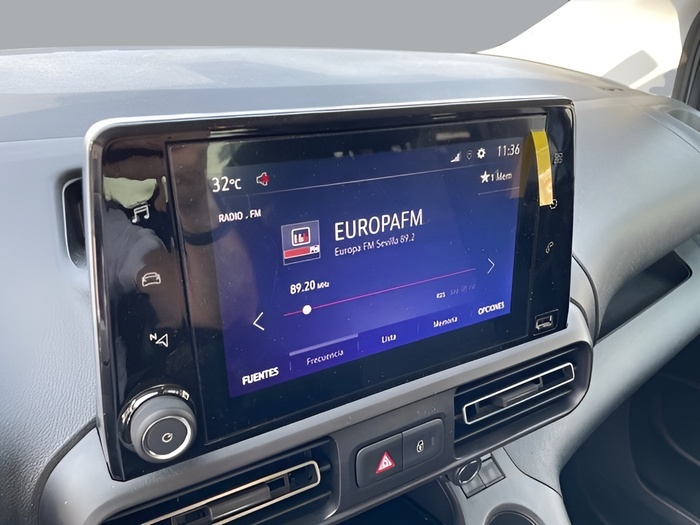 Opel Combo-e Life BEV 50kWh Elegance L 100 kW (136 CV) Vehículo usado en Sevilla Opel Combo-e Life BEV 50kWh Elegance L 100 kW (136 CV) Vehículo usado en Sevilla