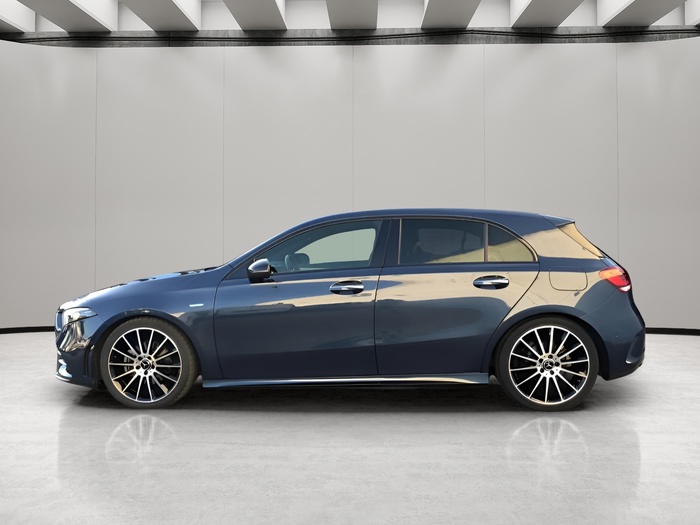 Mercedes-Benz Clase A 200 d 110 kW (150 CV) Vehículo usado en Sevilla Mercedes-Benz Clase A 200 d 110 kW (150 CV) Vehículo usado en Sevilla