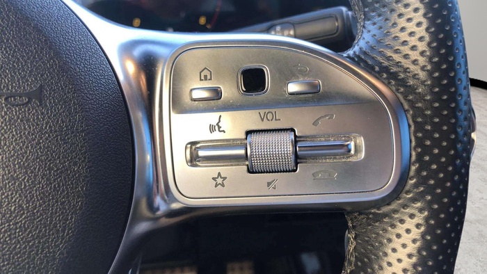 Mercedes-Benz Clase A 200 d 110 kW (150 CV) Vehículo usado en Sevilla Mercedes-Benz Clase A 200 d 110 kW (150 CV) Vehículo usado en Sevilla