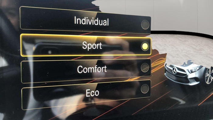 Mercedes-Benz Clase A 200 d 110 kW (150 CV) Vehículo usado en Sevilla Mercedes-Benz Clase A 200 d 110 kW (150 CV) Vehículo usado en Sevilla