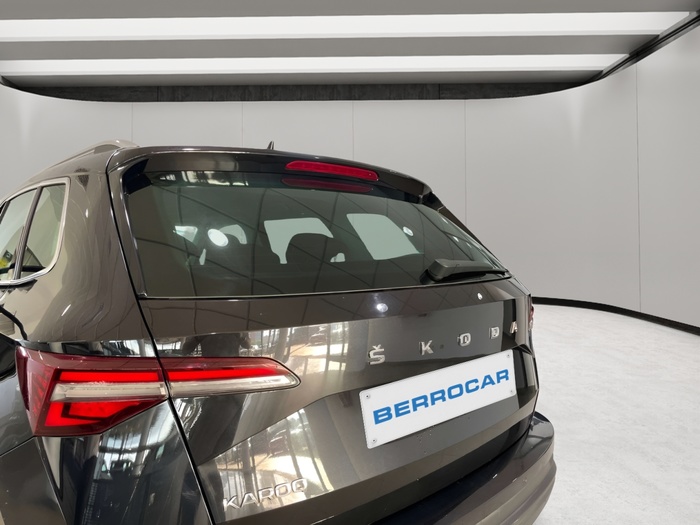 Skoda Karoq 1.5 TSI ACT Ambition DSG 110 kW (150 CV) Vehículo usado en Sevilla Skoda Karoq 1.5 TSI ACT Ambition DSG 110 kW (150 CV) Vehículo usado en Sevilla